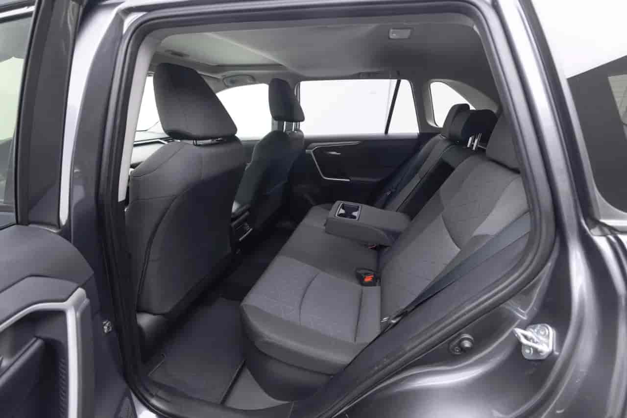 TOYOTA RAV4 - 8