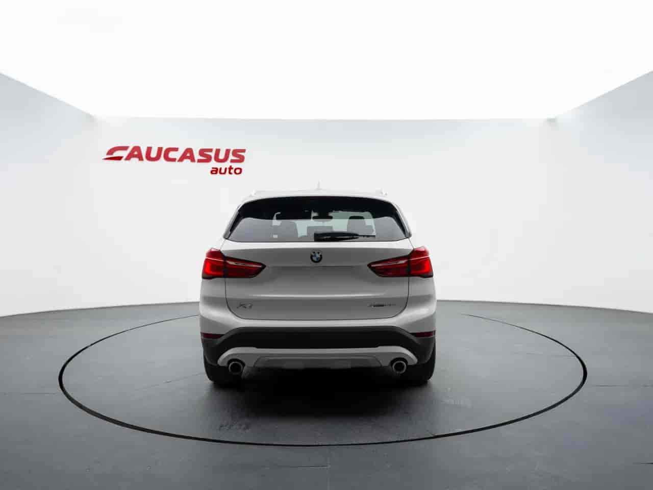 BMW X1 - 5