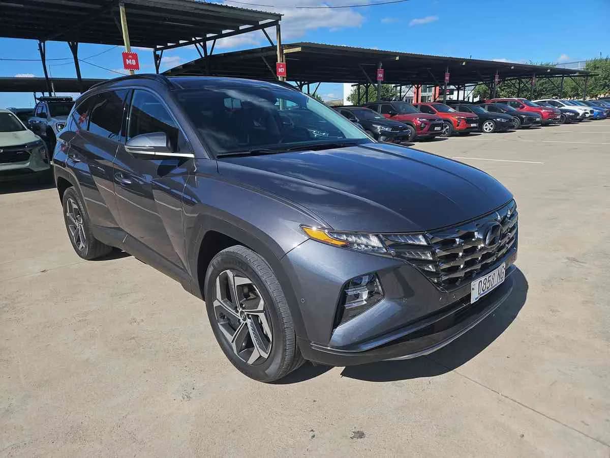 HYUNDAI Tucson - 3