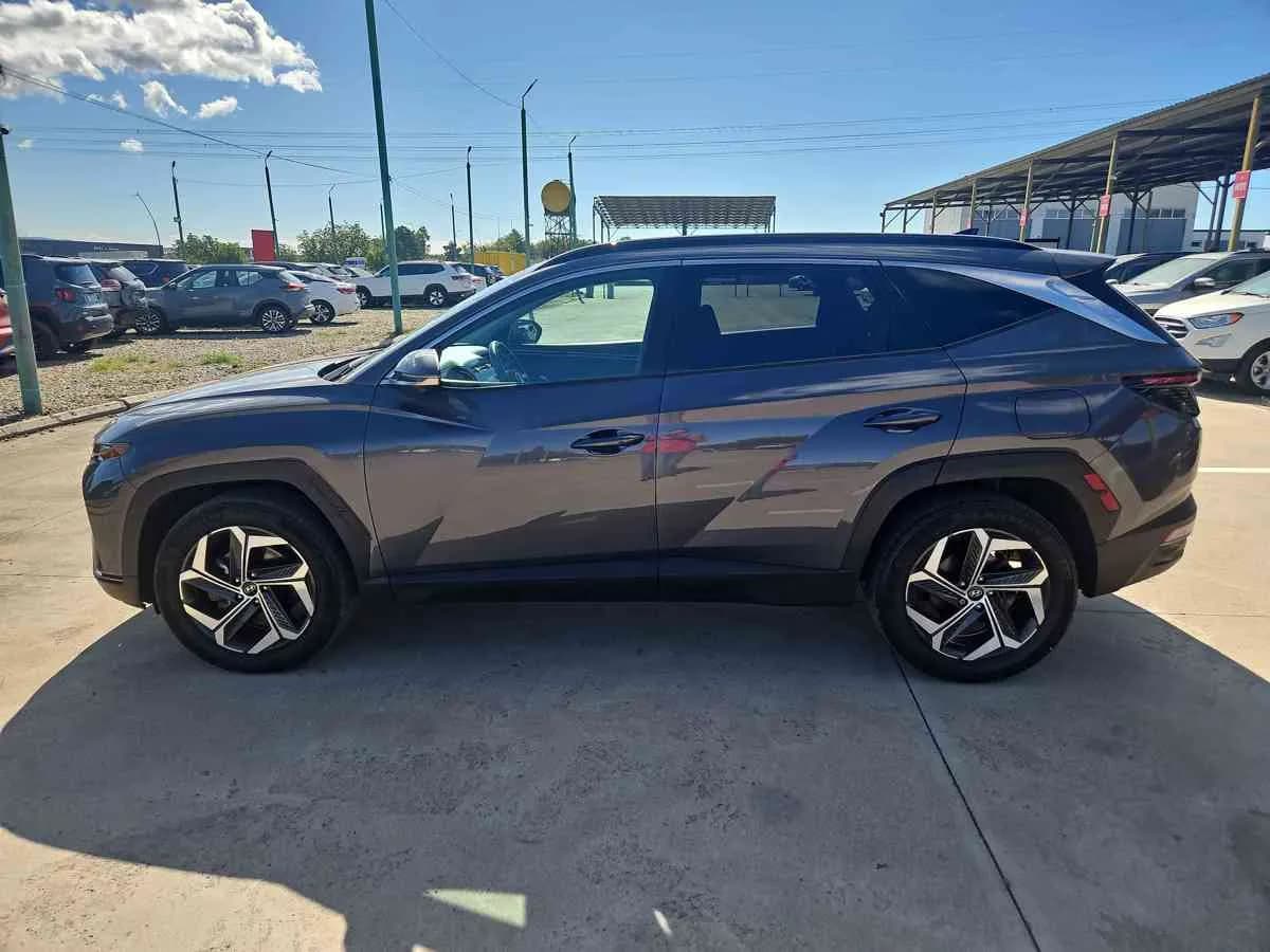 HYUNDAI Tucson - 10