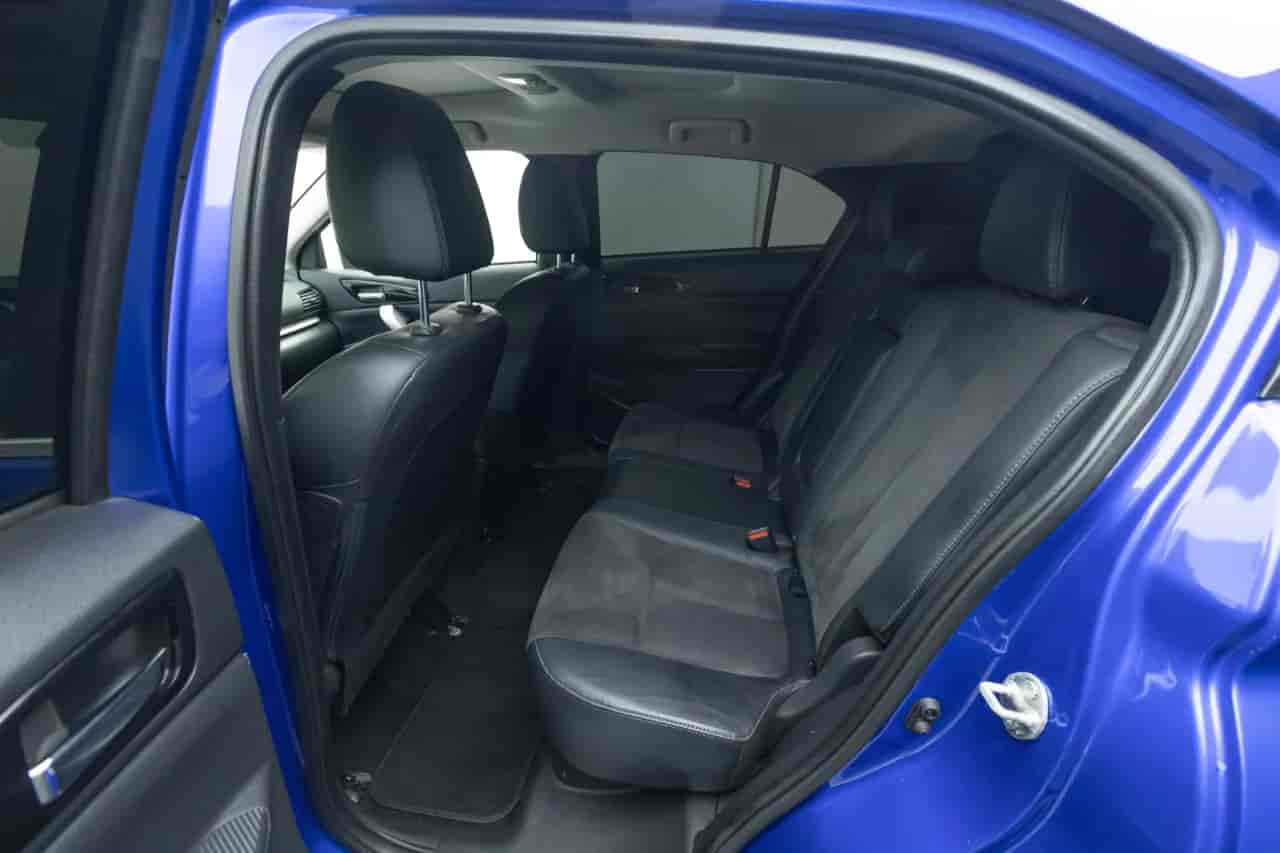 MITSUBISHI Eclipse Cross - 8