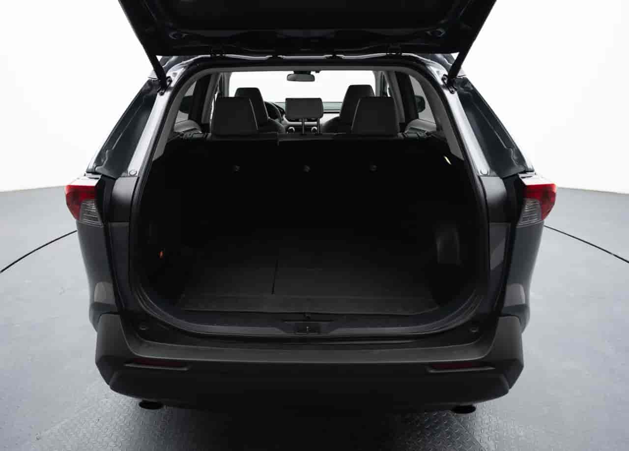 TOYOTA RAV4 - 7