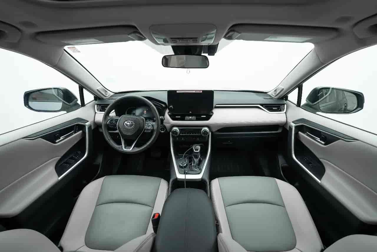 TOYOTA RAV4 - 9