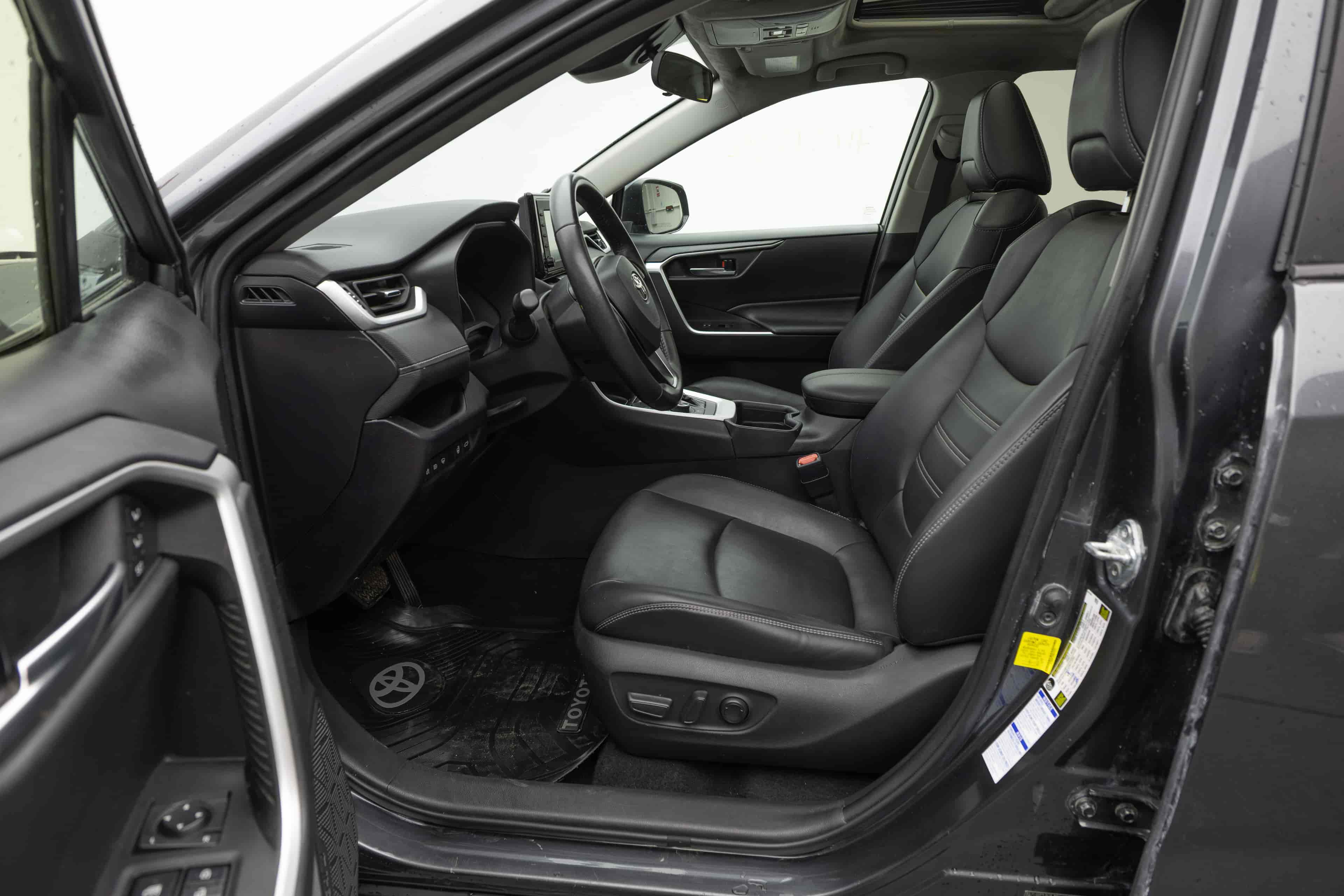 TOYOTA RAV4 - 10