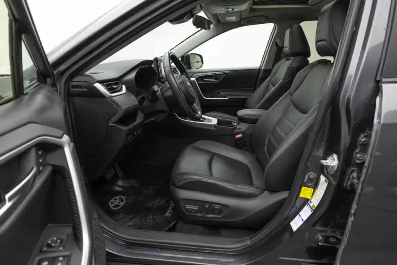 TOYOTA RAV4 - 10