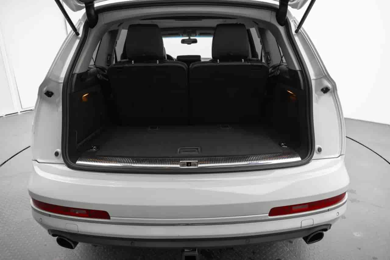 AUDI Q7 - 7
