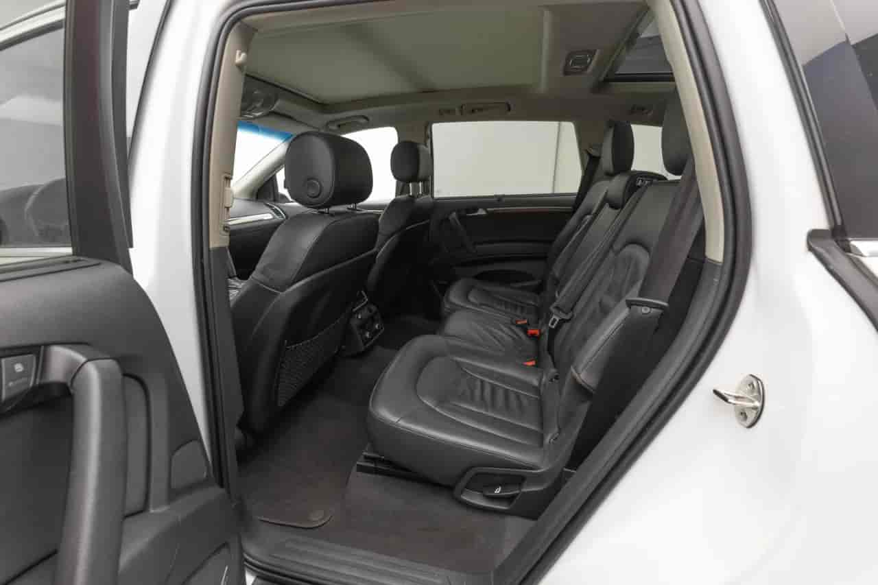 AUDI Q7 - 8