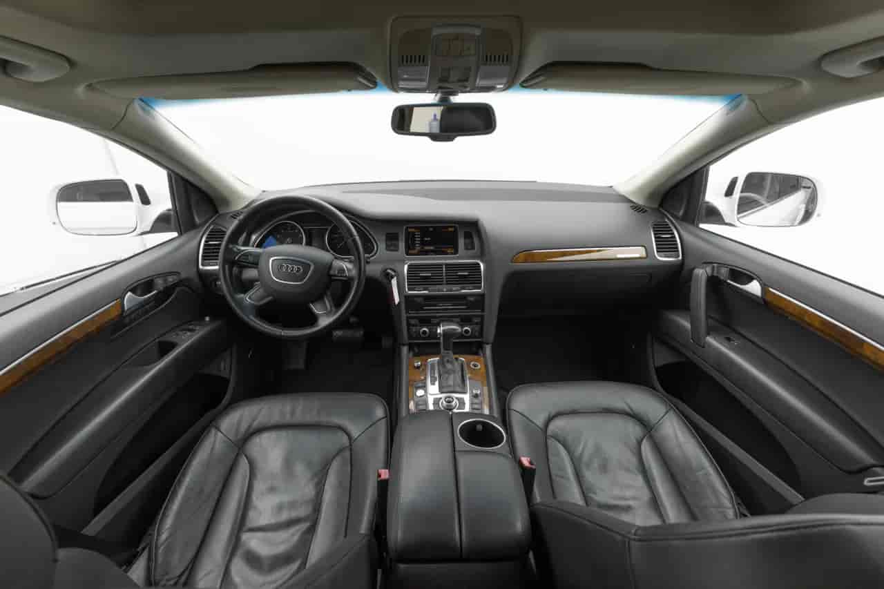 AUDI Q7 - 9