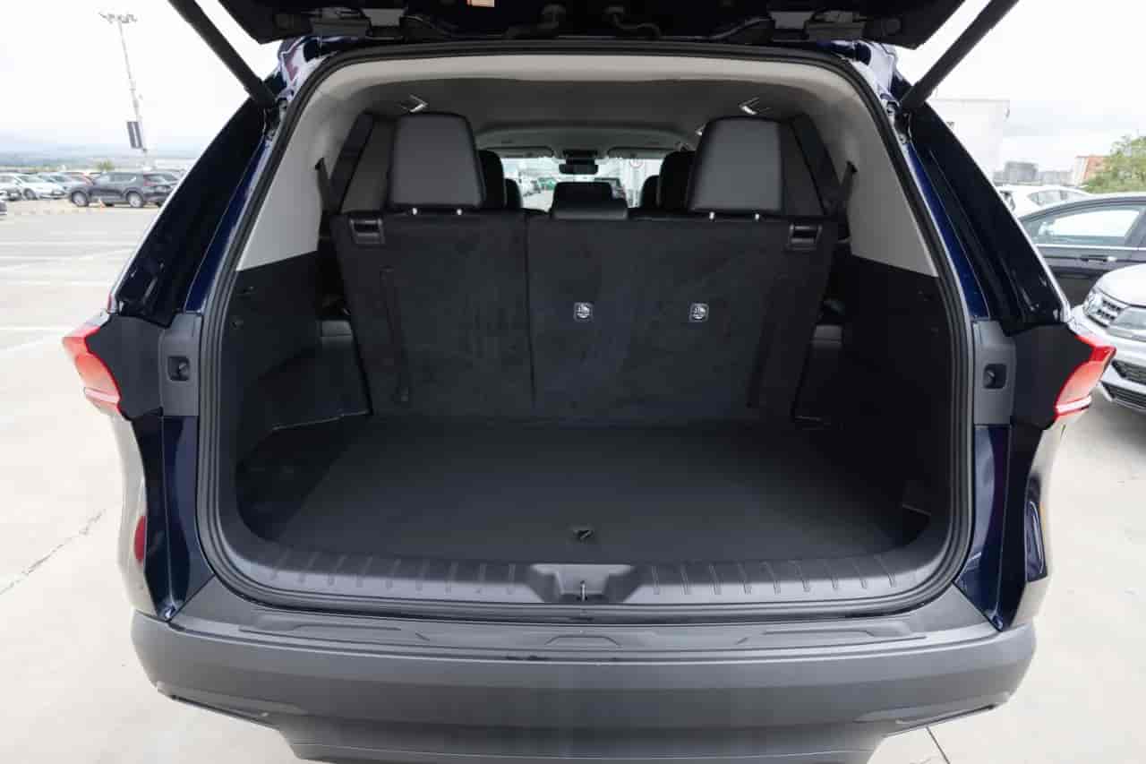 TOYOTA Grand Highlander - 7