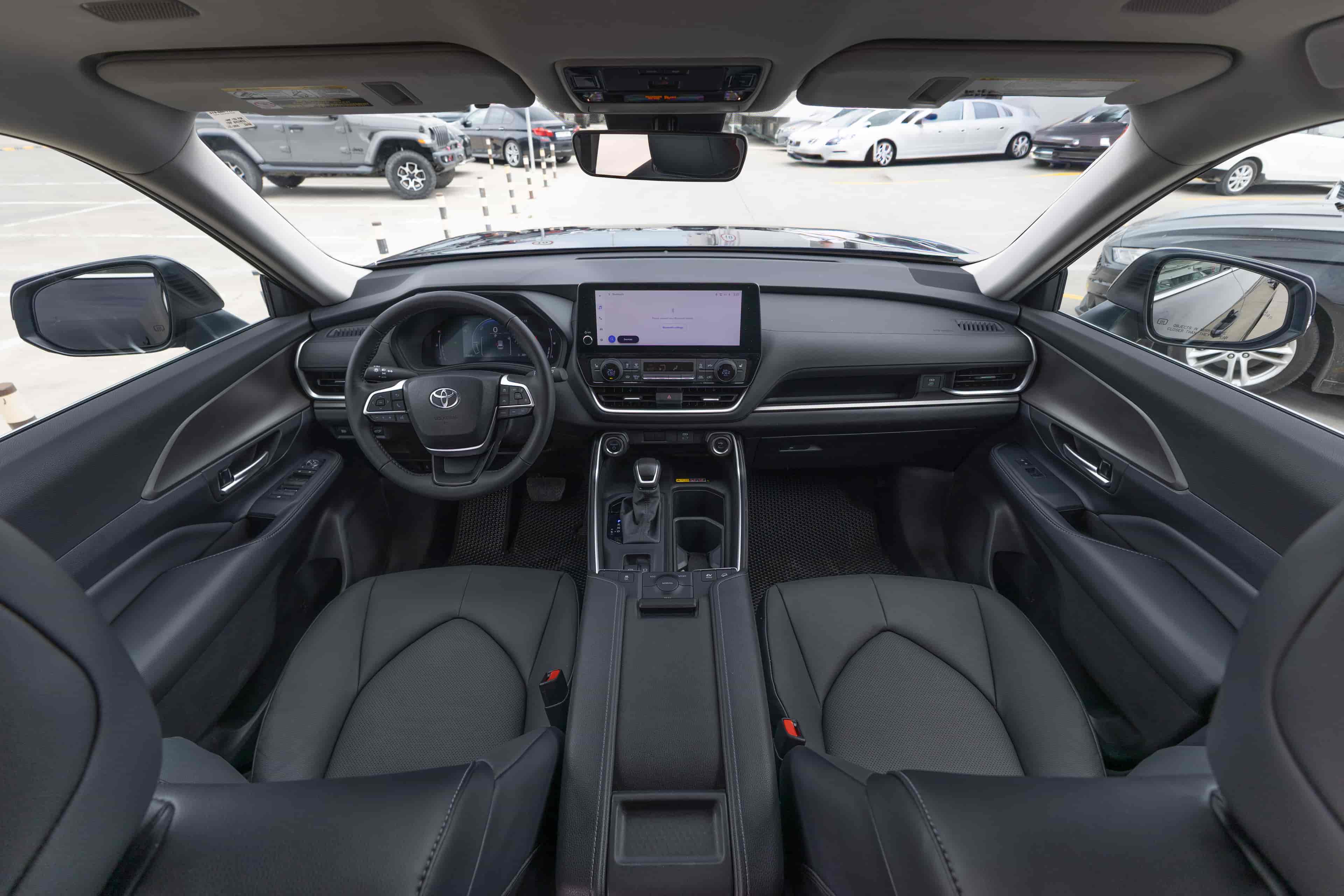 TOYOTA Grand Highlander - 9