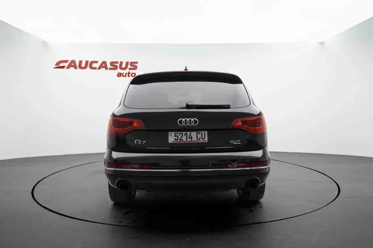 AUDI Q7 - 5