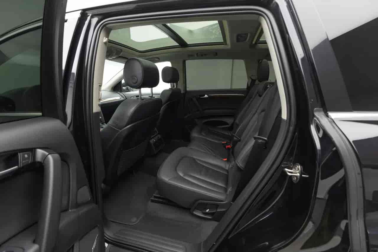 AUDI Q7 - 8