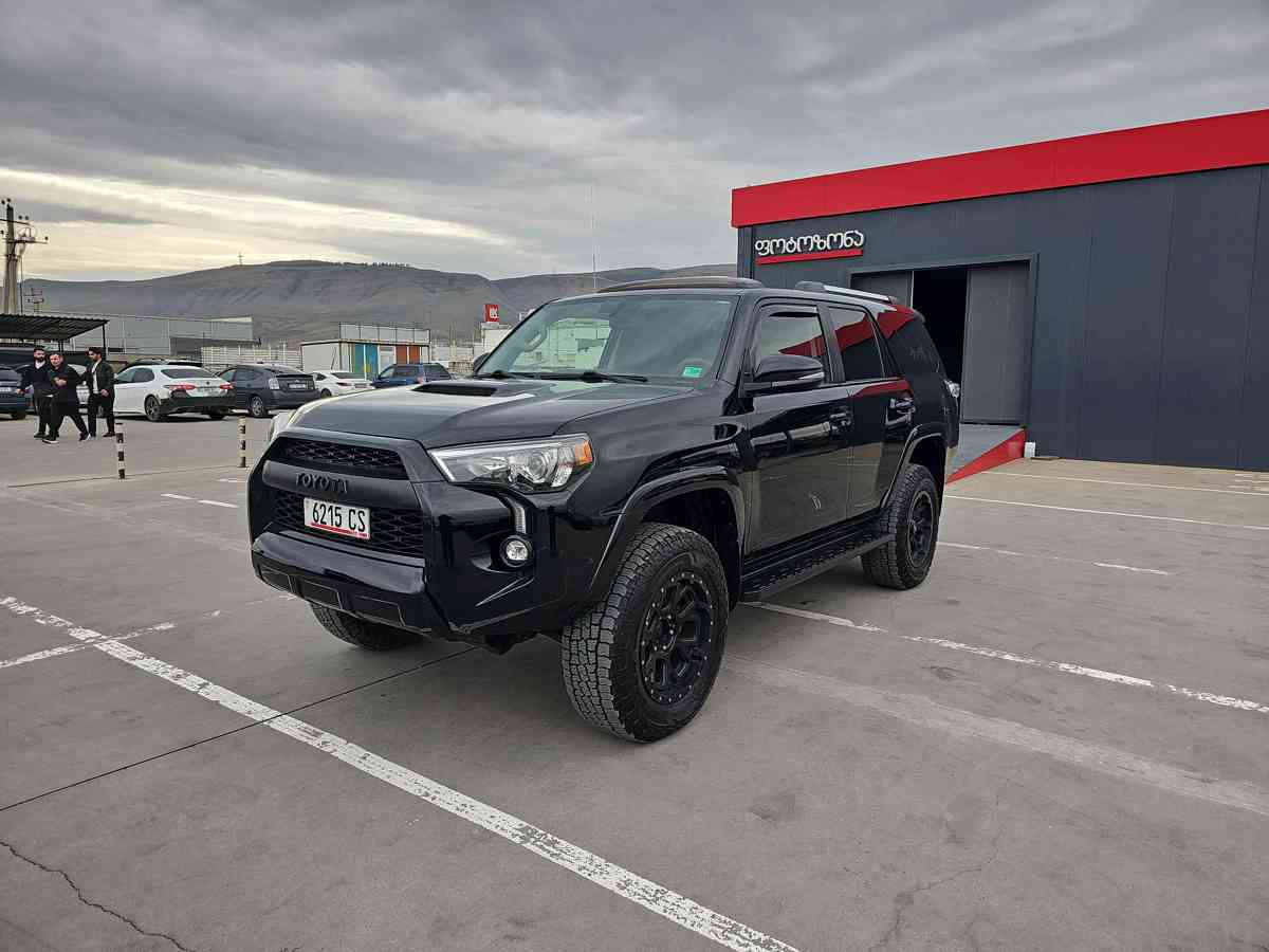 TOYOTA 4Runner - 1