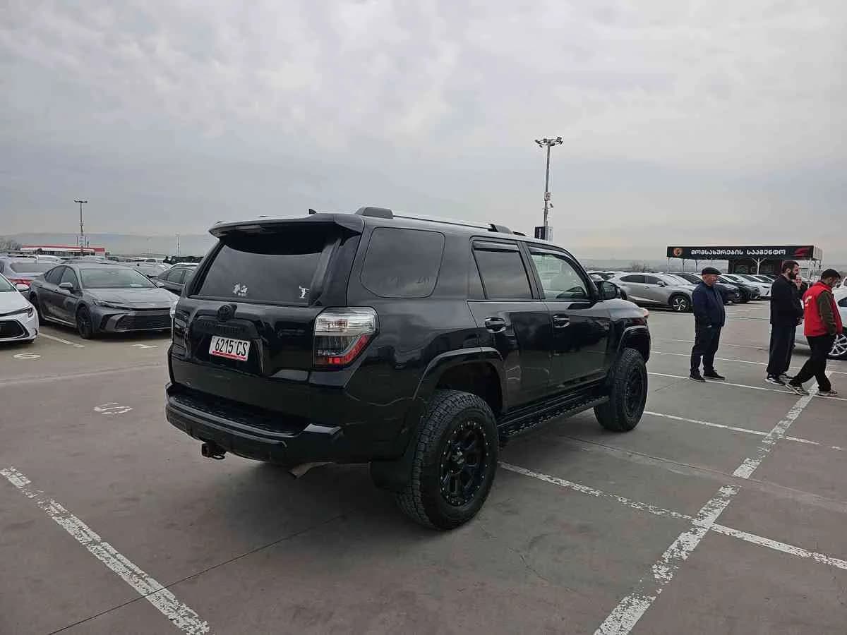 TOYOTA 4-Runner - 4