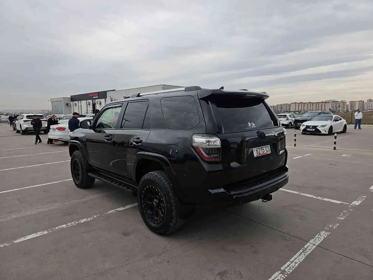 TOYOTA 4-Runner - 6