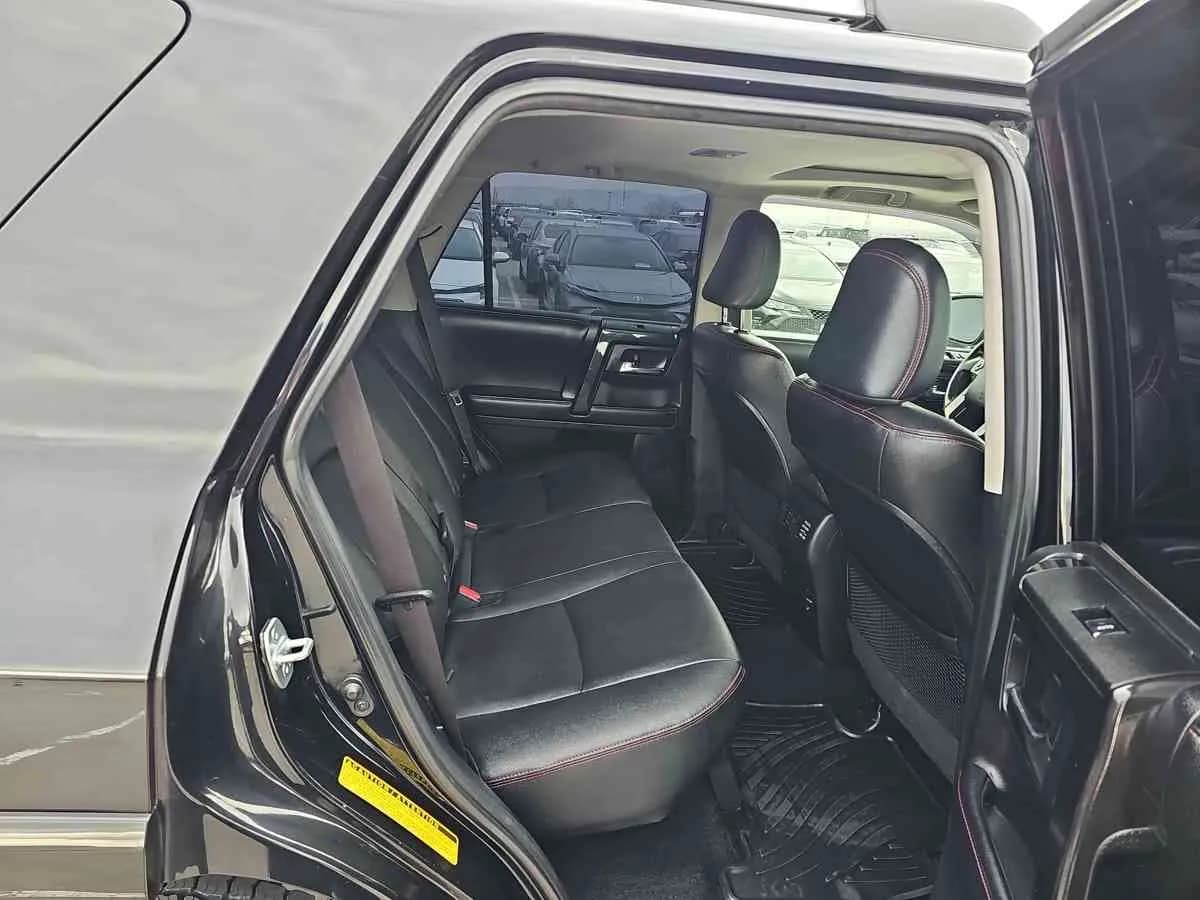 TOYOTA 4-Runner - 8