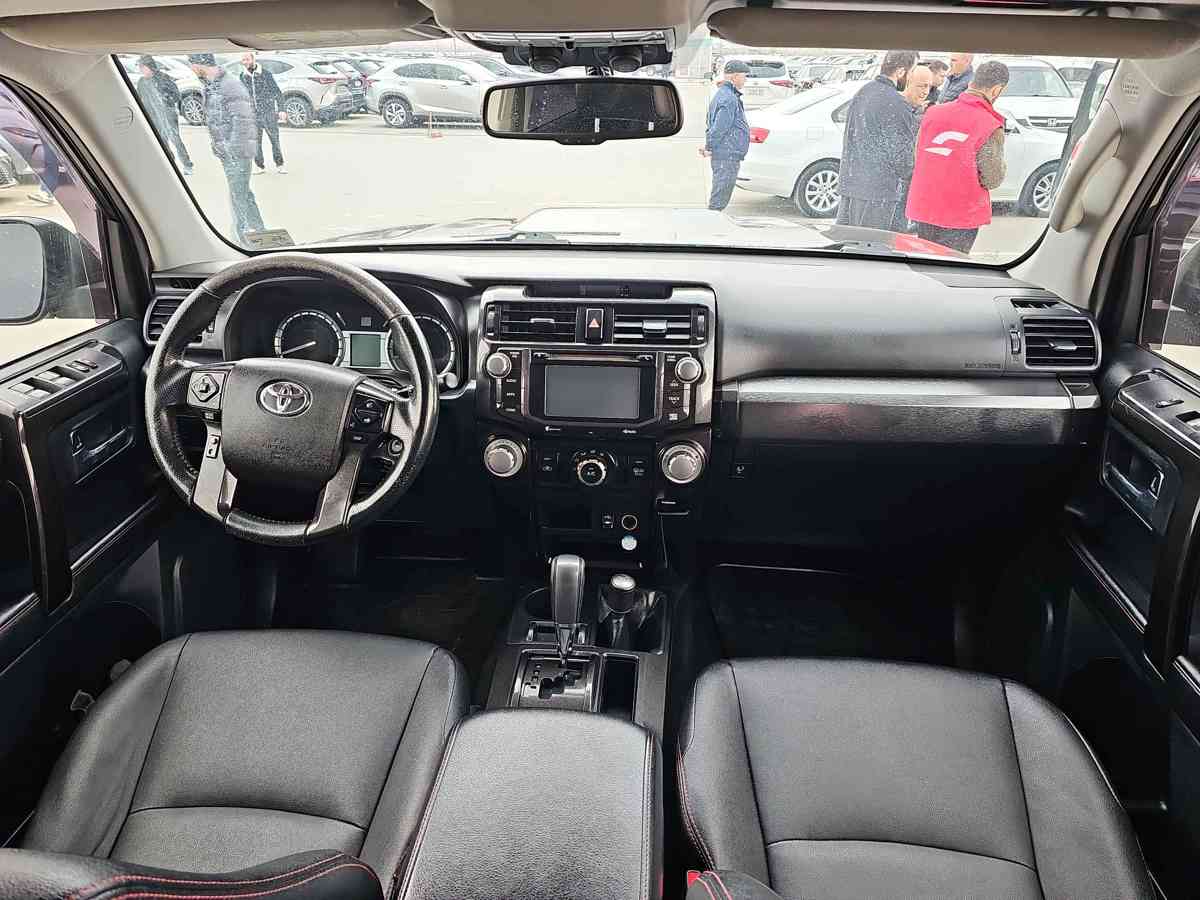 TOYOTA 4Runner - 9