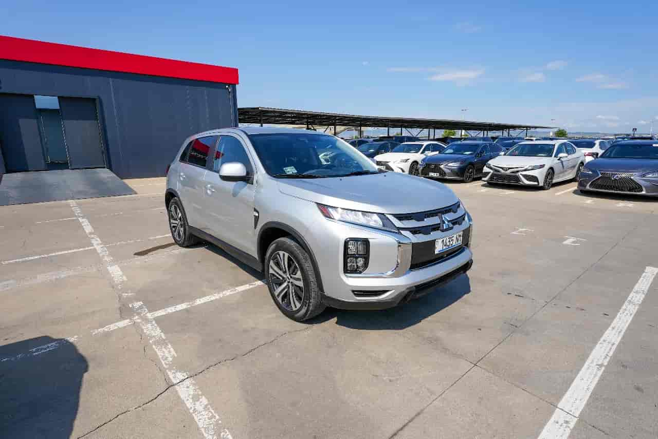 MITSUBISHI Outlander Sport - 3