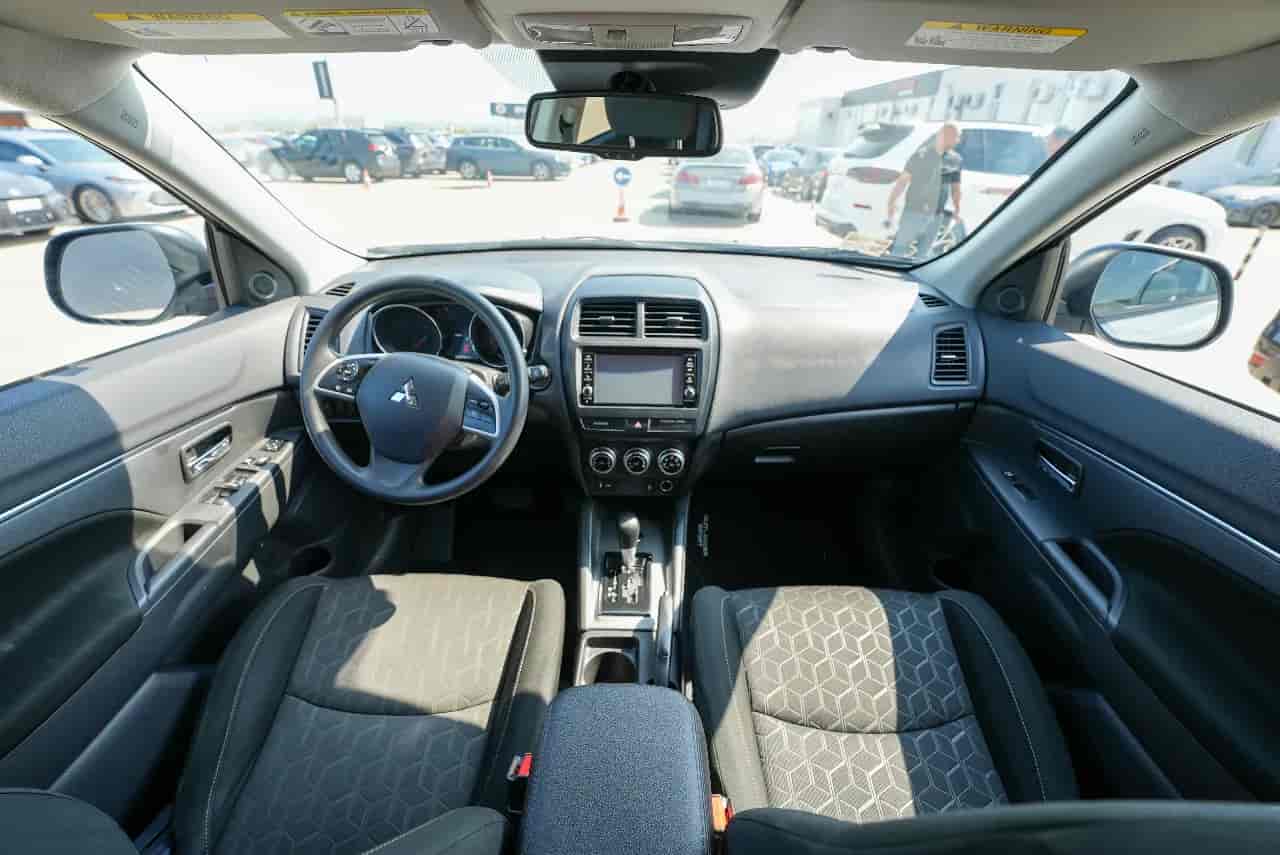 MITSUBISHI Outlander Sport - 9
