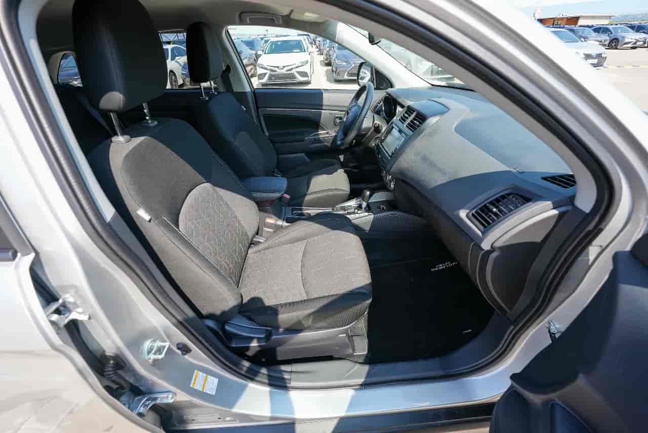 MITSUBISHI Outlander Sport - 10