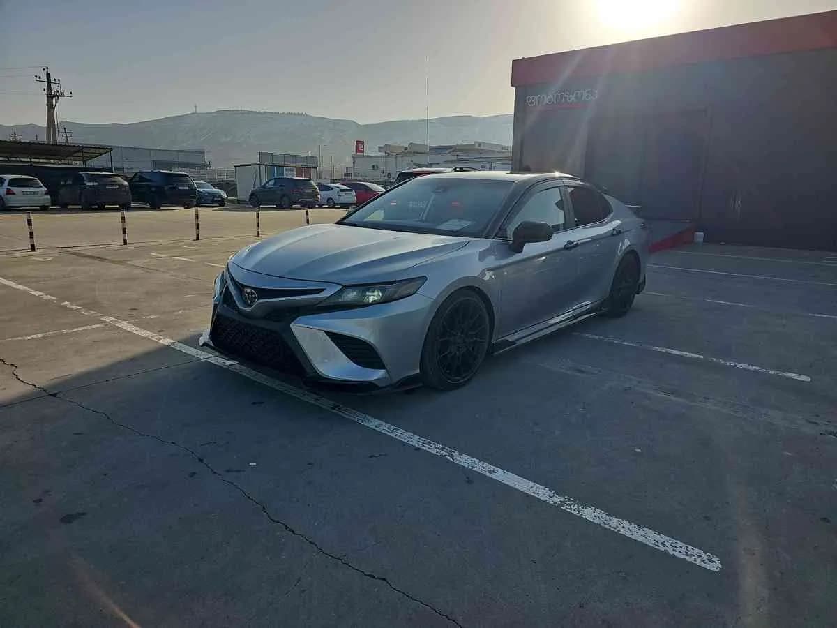 TOYOTA Camry - 1