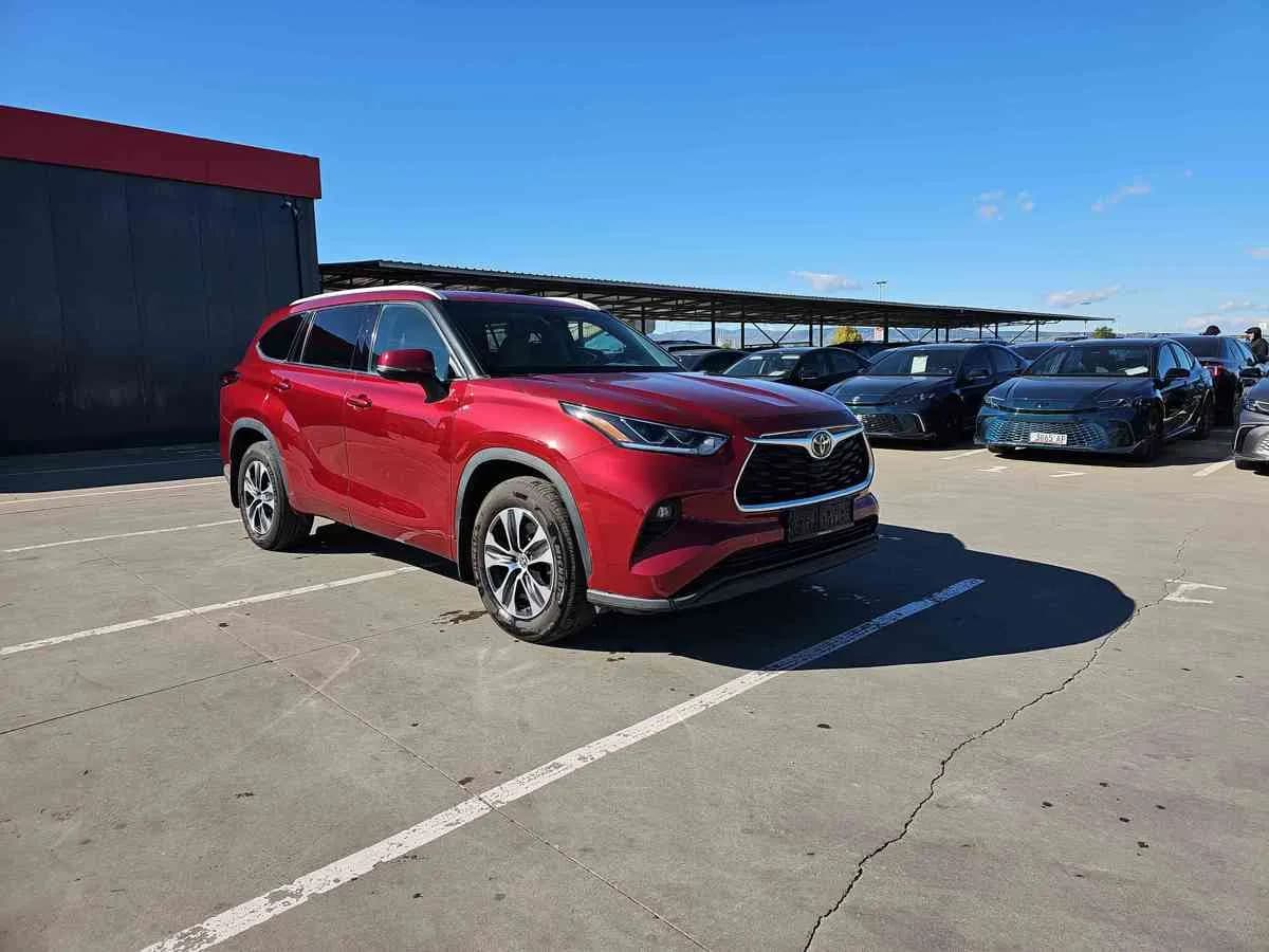 TOYOTA Highlander - 3