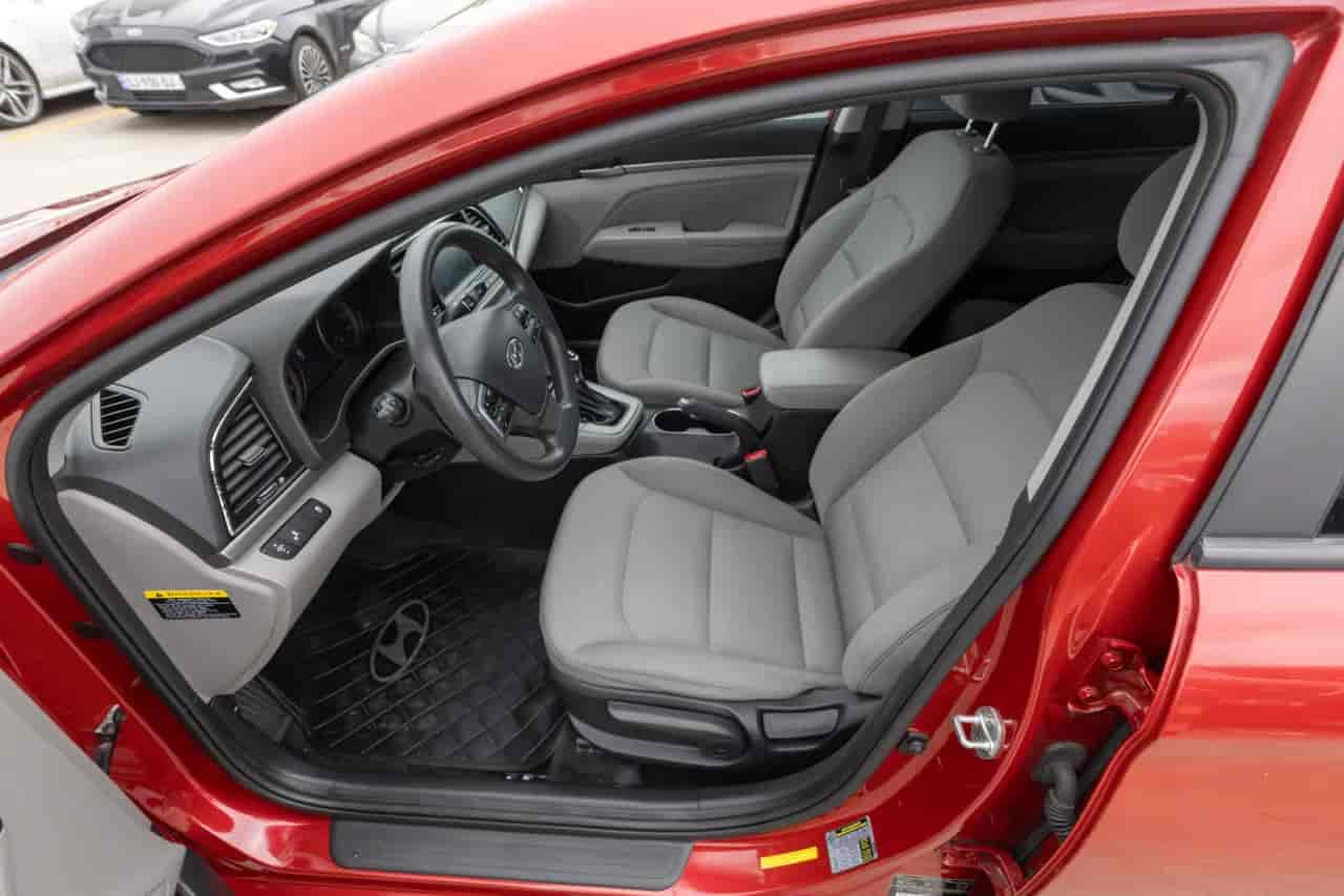 HYUNDAI Elantra - 9