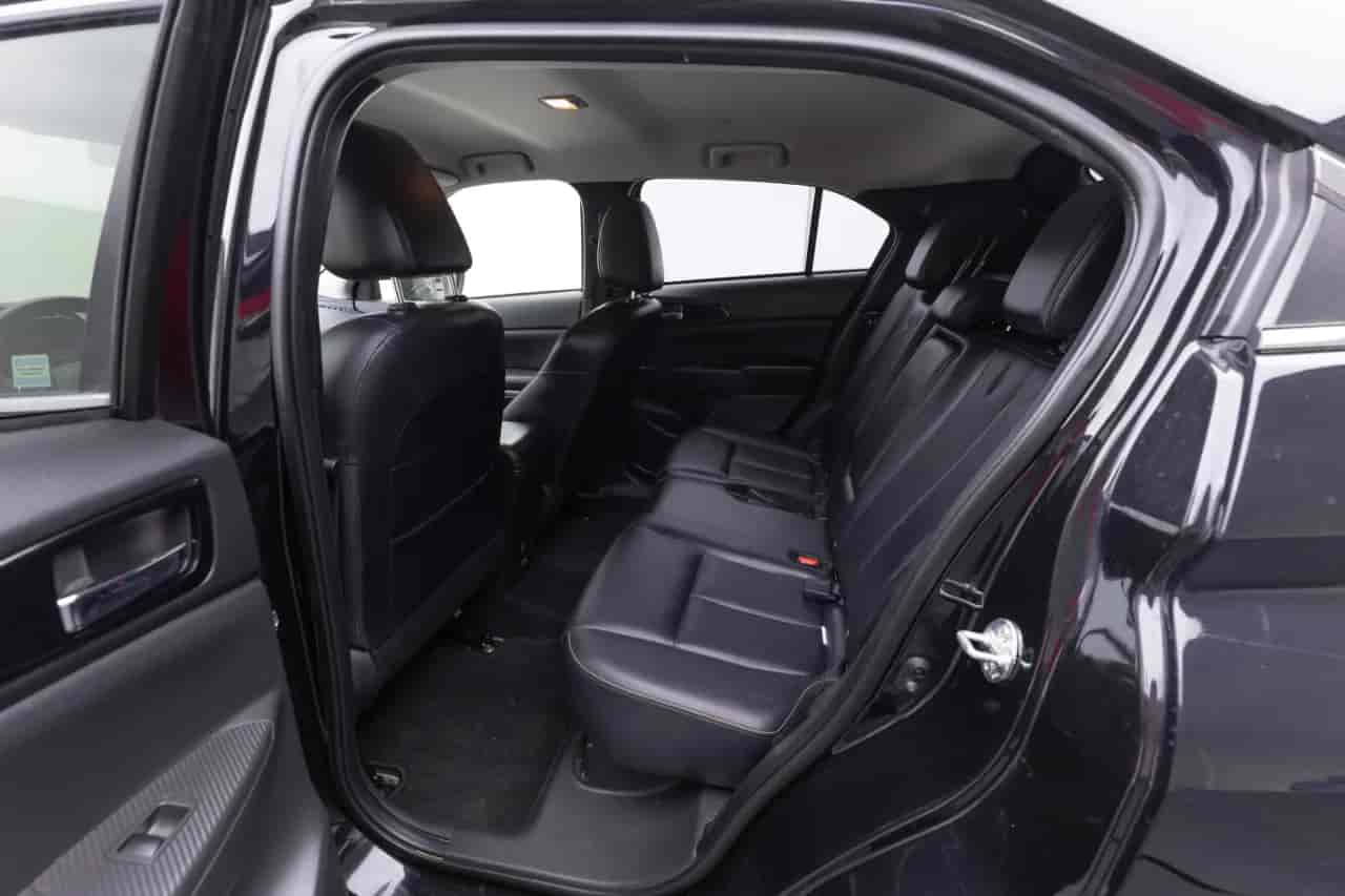 MITSUBISHI Eclipse Cross - 8