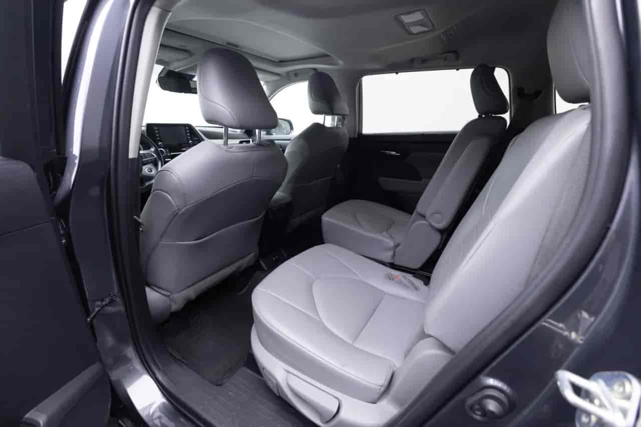 TOYOTA Highlander - 8