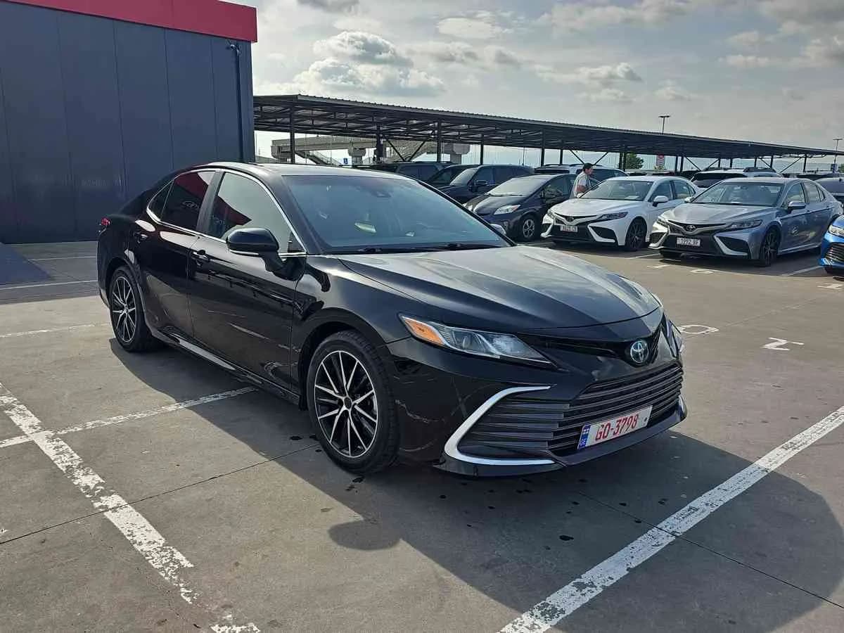 TOYOTA Camry - 3