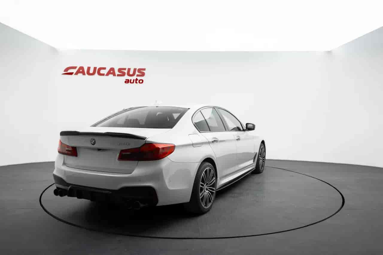 BMW 540i - 4