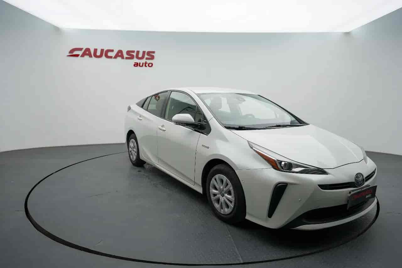 TOYOTA Prius - 3