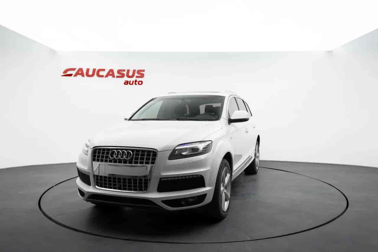 AUDI Q7 - 1