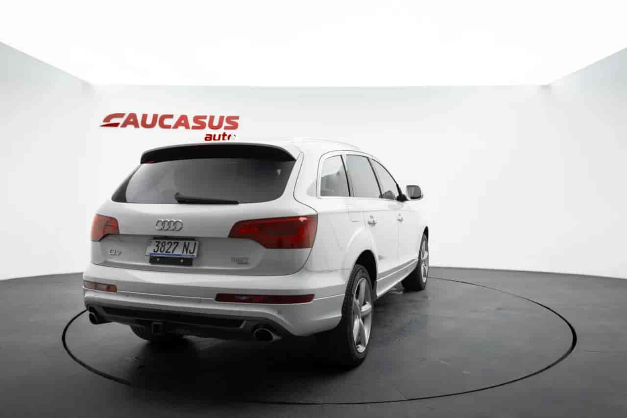 AUDI Q7 - 4