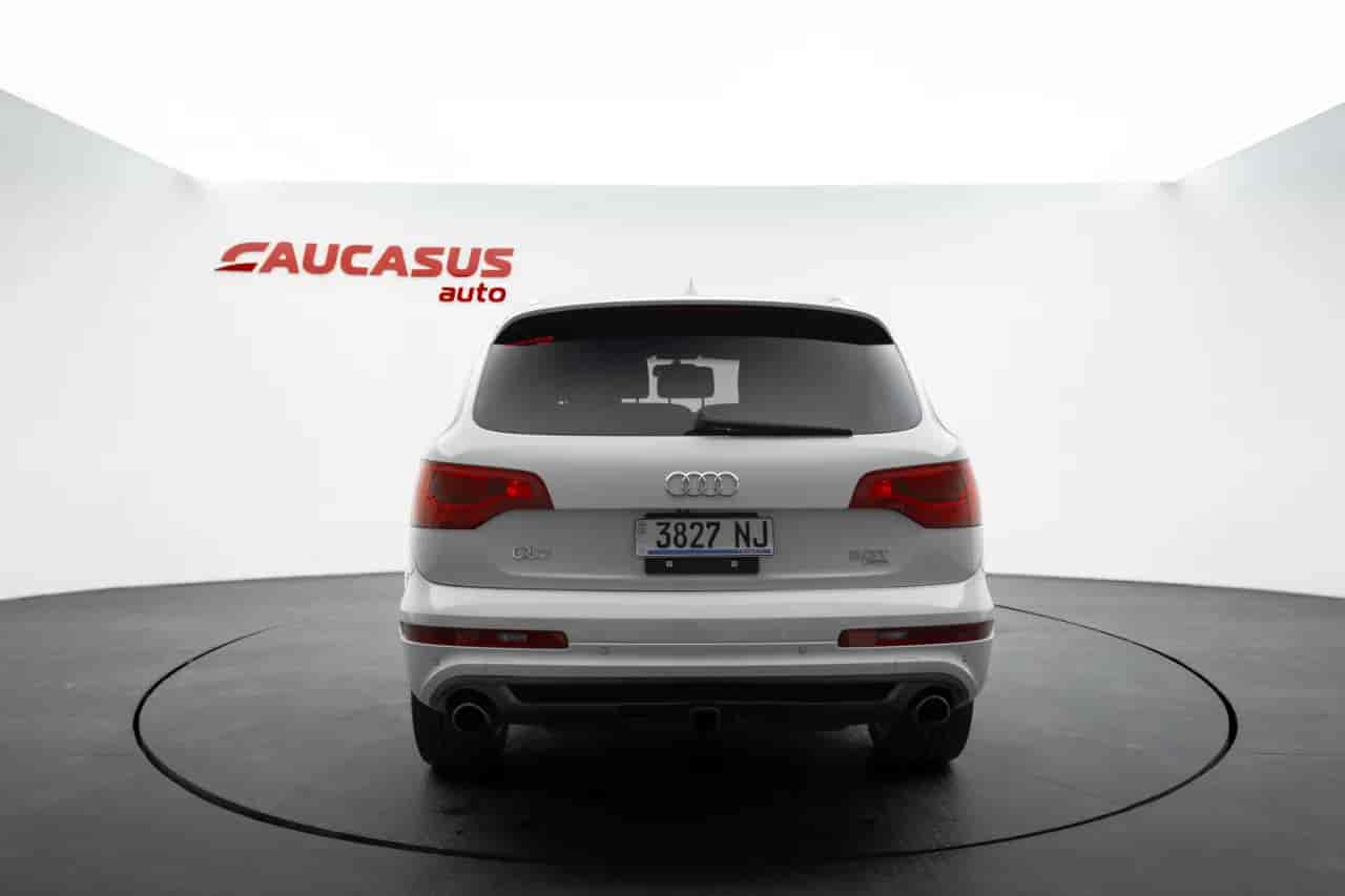 AUDI Q7 - 5