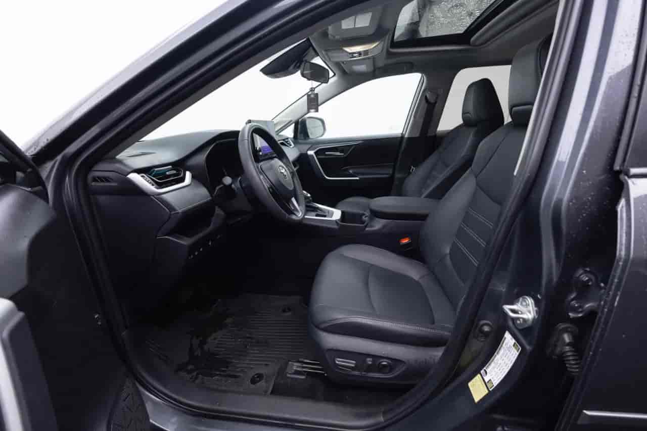 TOYOTA RAV4 - 10