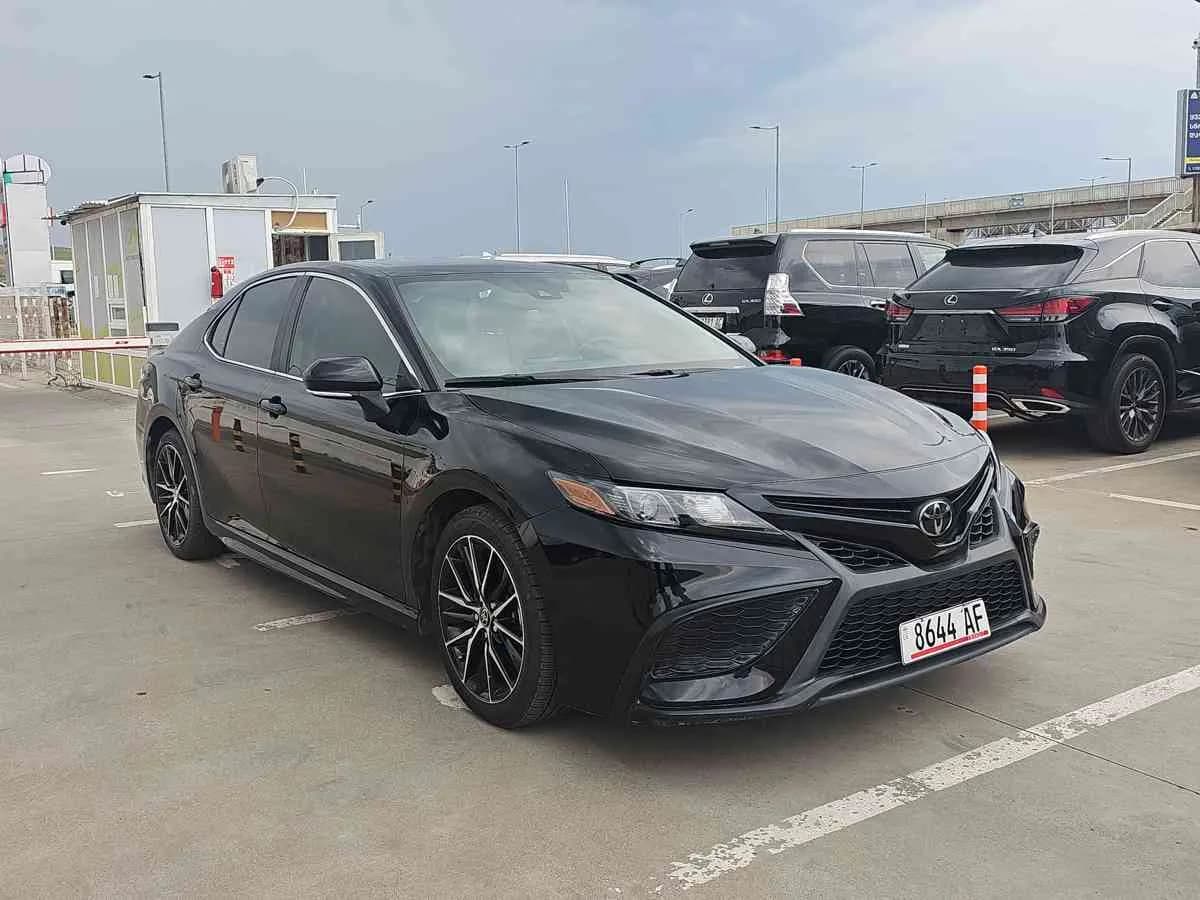 TOYOTA Camry - 3