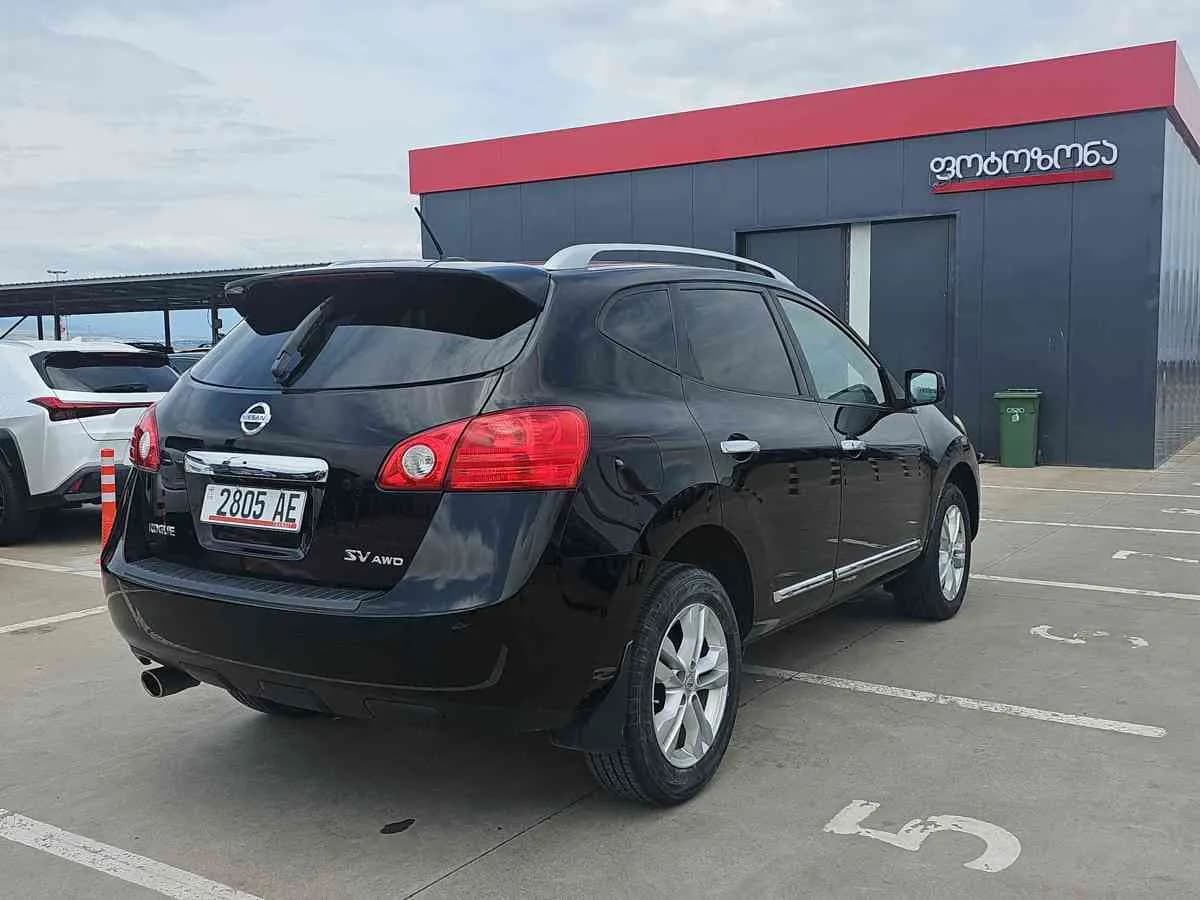 NISSAN Rogue - 4