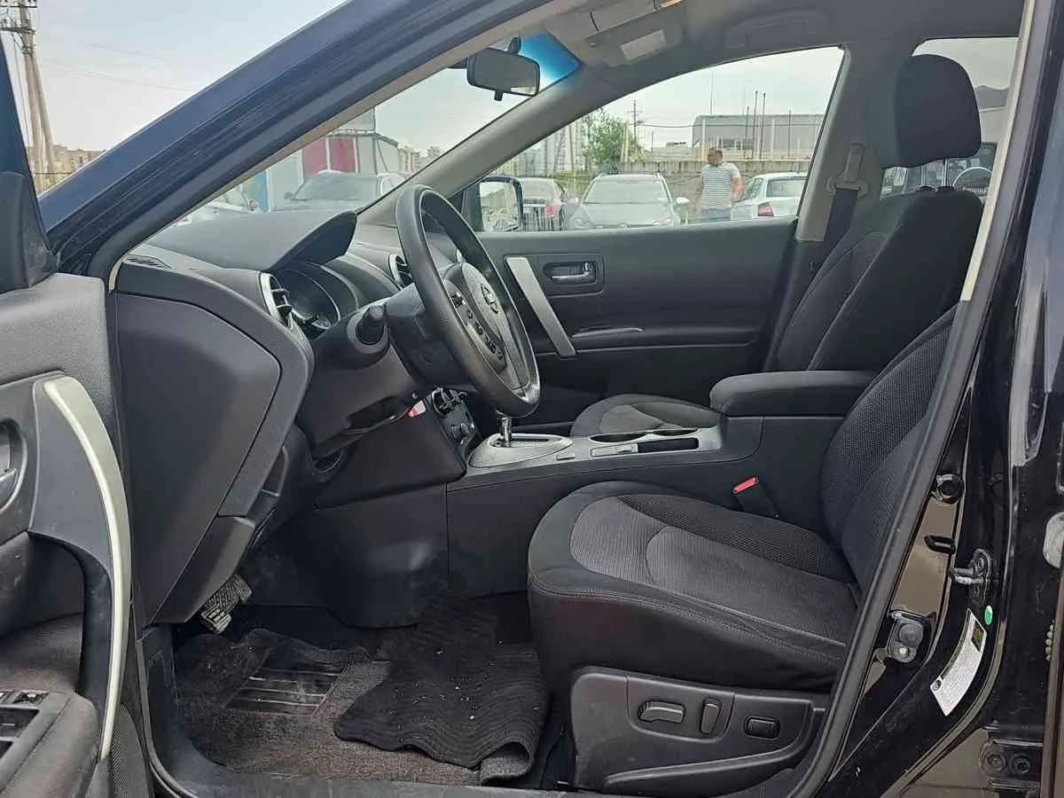 NISSAN Rogue - 9