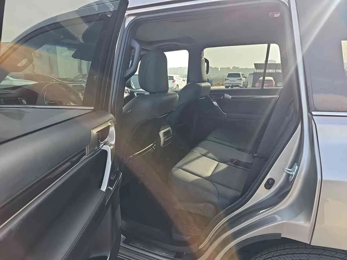 LEXUS GX - 8