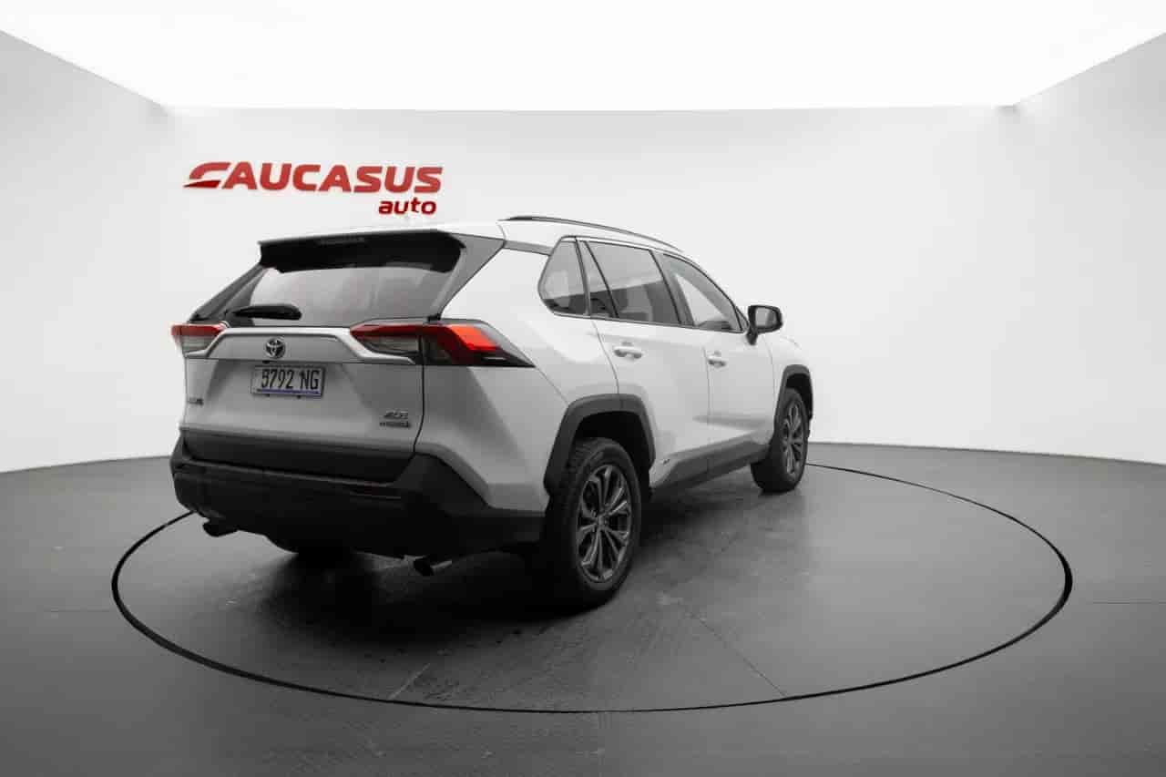 TOYOTA RAV4 - 4