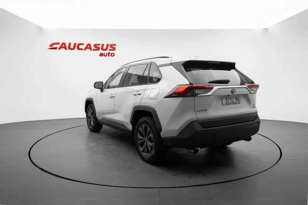 TOYOTA RAV4 - 6