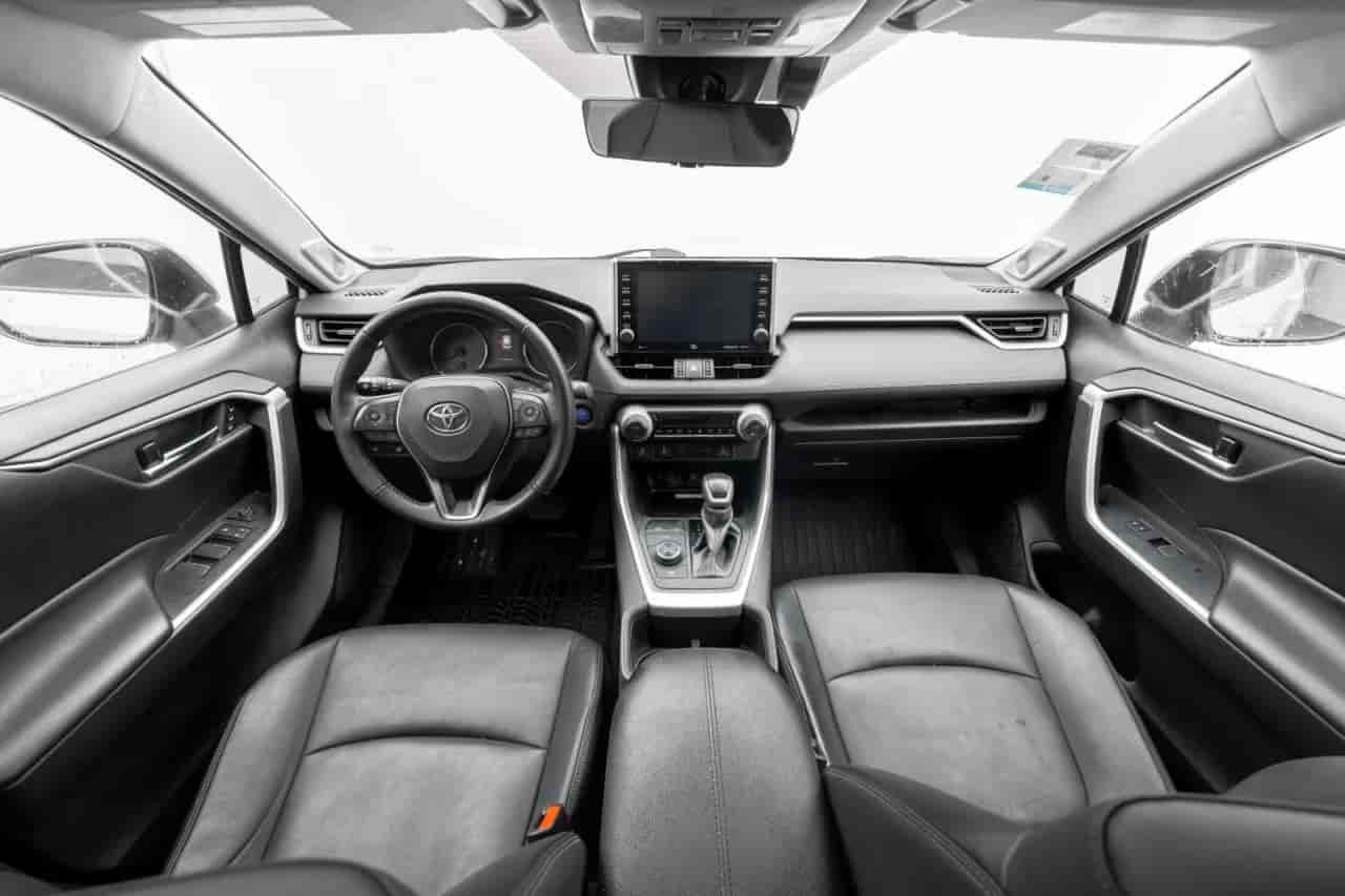 TOYOTA RAV4 - 9