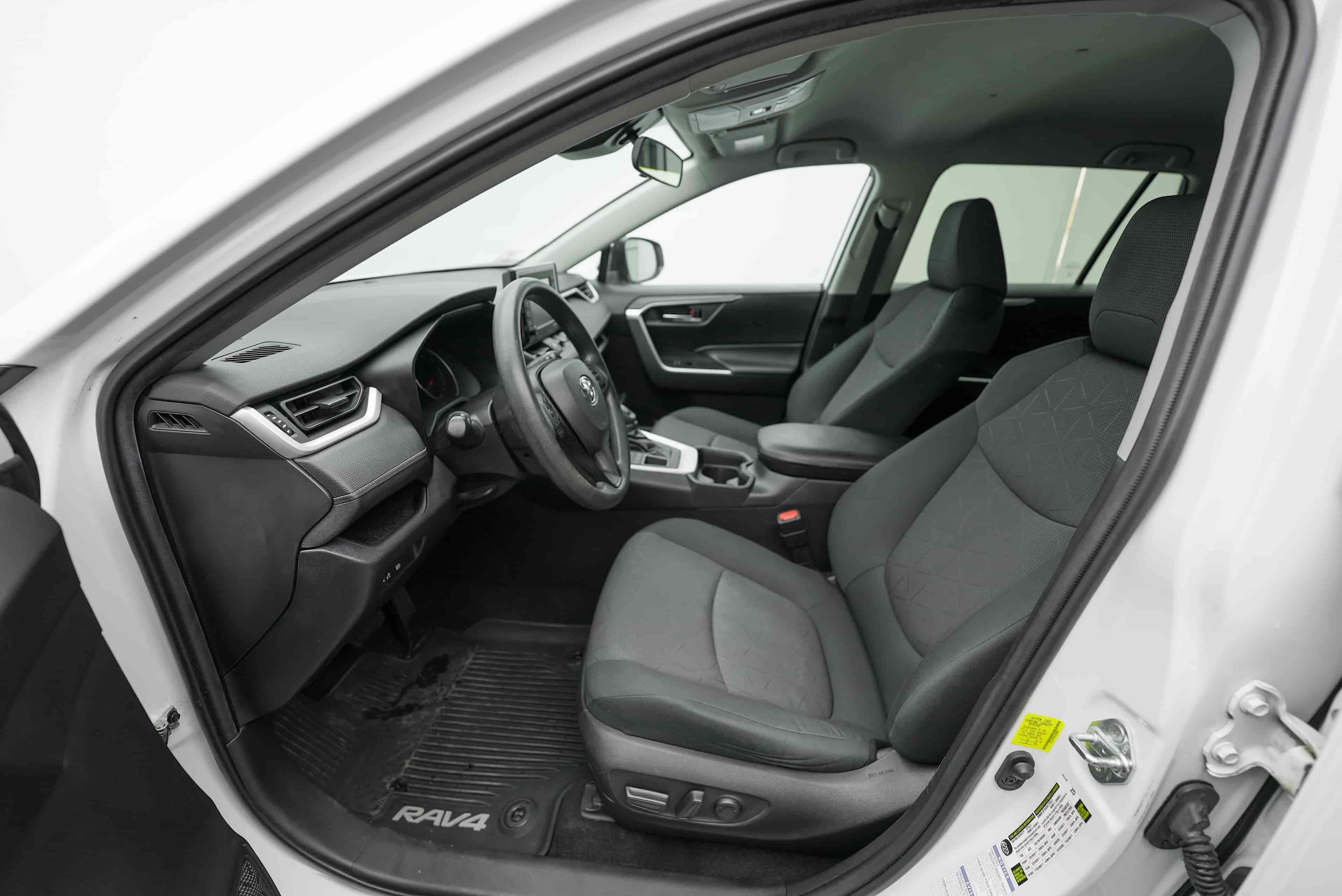 TOYOTA RAV4 - 10