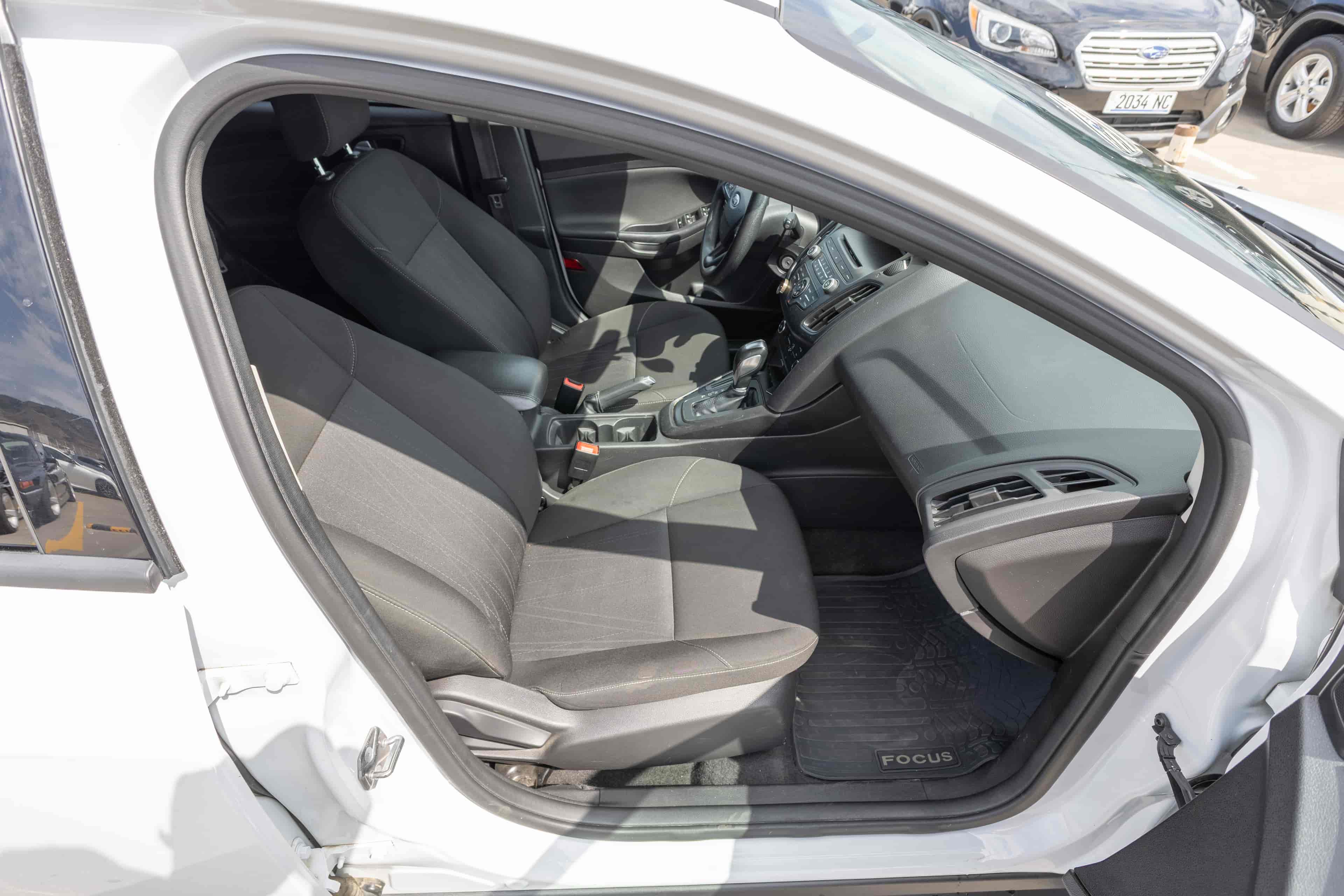 FORD Focus - 10