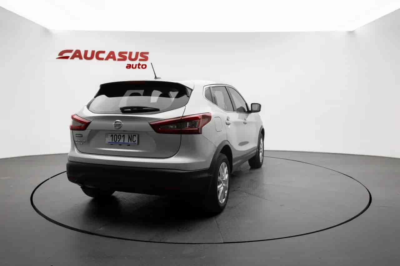 NISSAN Rogue Sport - 4