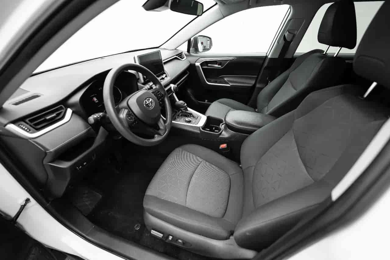 TOYOTA RAV4 - 10