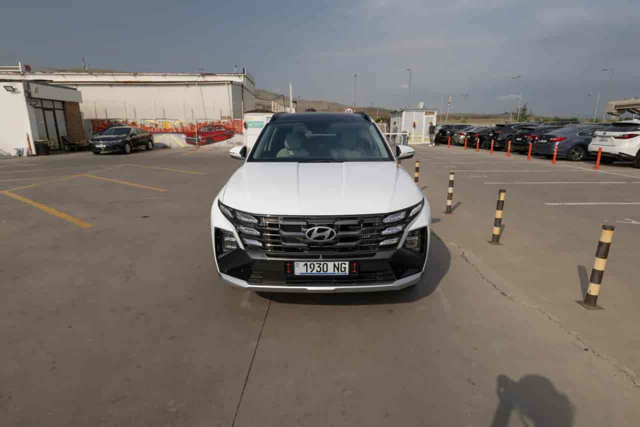 HYUNDAI Tucson - 2