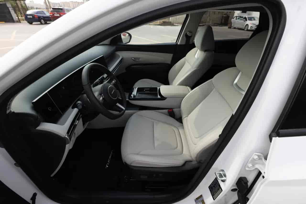 HYUNDAI Tucson - 10