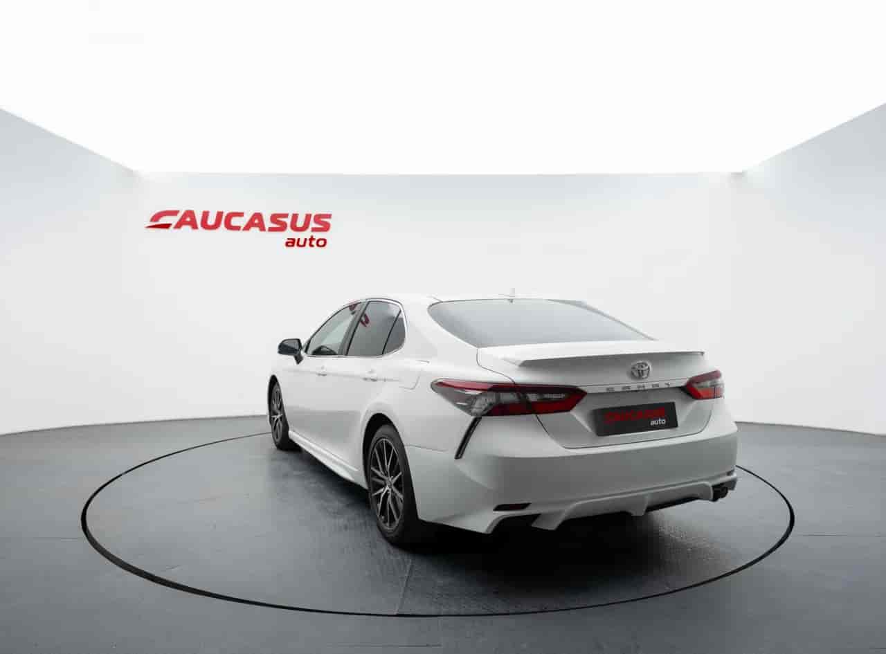 TOYOTA Camry - 5